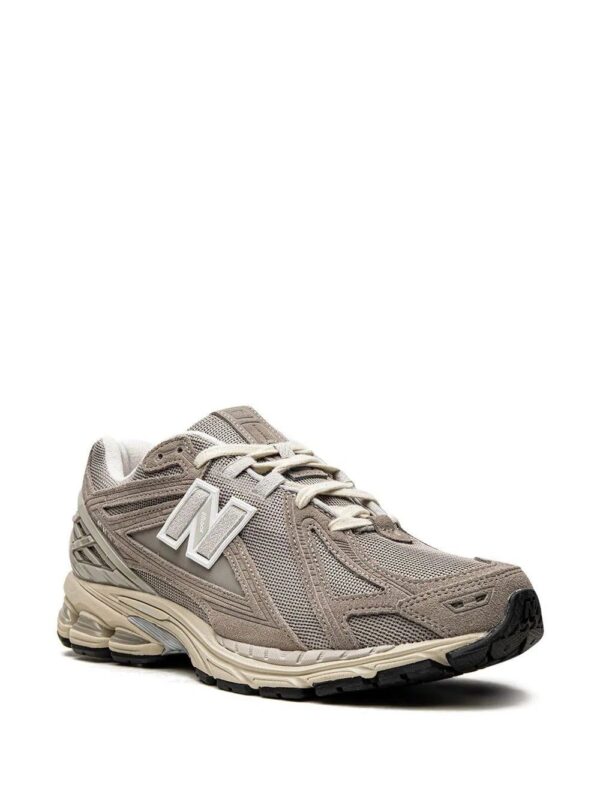 19472272_43361813_1000.jpg New Balance 1906R low-top sneakers