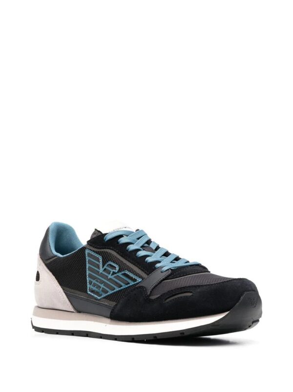 19472359_43388477_1000.jpg Emporio Armani logo-patch lace-up sneakers