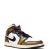 19480310_43616479_1000-1.jpg Jordan Air Jordan 1 Mid SE “Wear-Away” sneakers