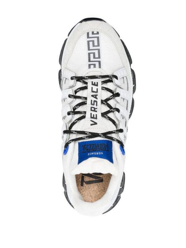19498407_44224778_1000.jpg Versace Trigreca low-top sneakers