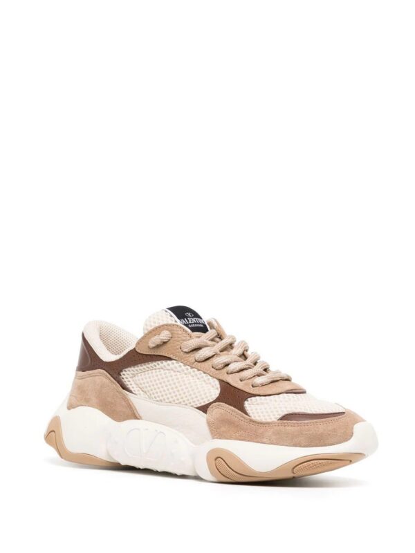 19509856_43601372_1000.jpg Valentino Garavani Bubbleback panelled chunky sneakers