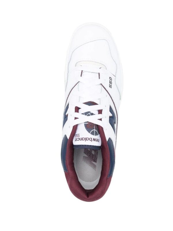 19541517_43585862_1000-1.jpg New Balance 550 low-top sneakers