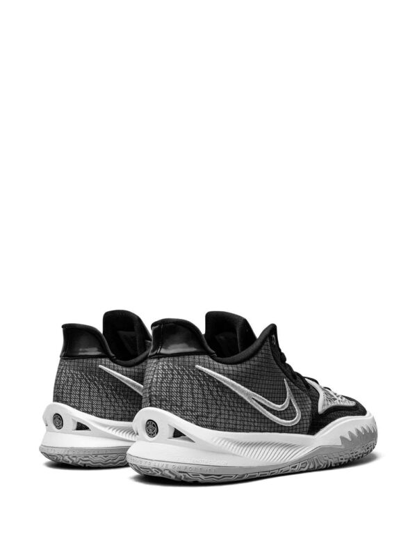 Nike  Kyrie Low 4 sneakers