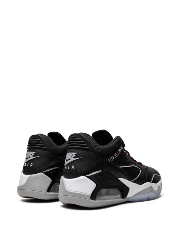 19593018_43663336_1000-1.jpg Jordan Jordan Point Lane sneakers