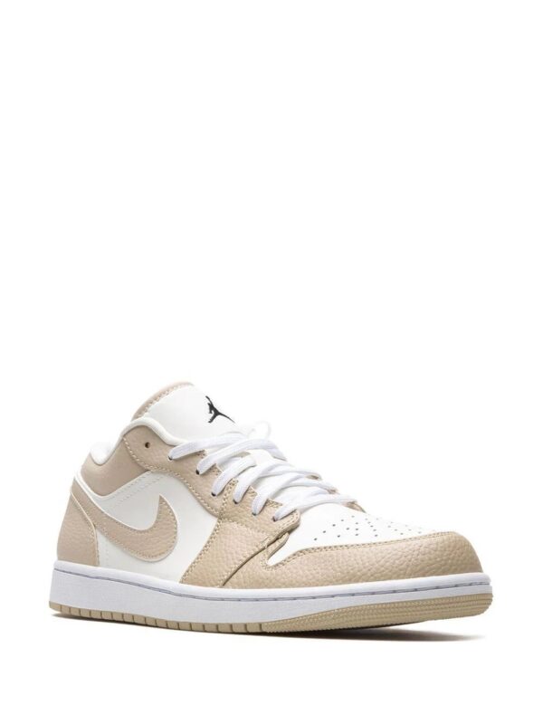 19614266_43743897_1000-1.jpg Jordan Air Jordan 1 Low sneakers