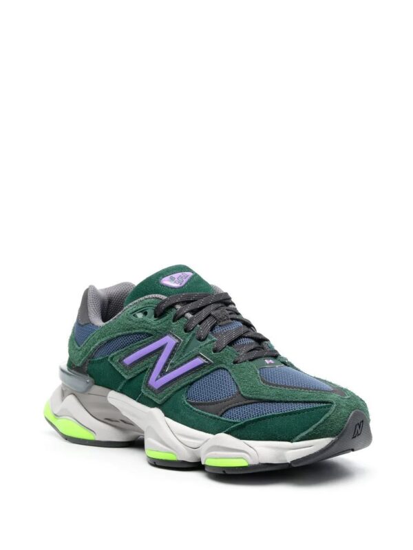 19647919_43952396_1000.jpg New Balance 9060 low-top chunky sneakers