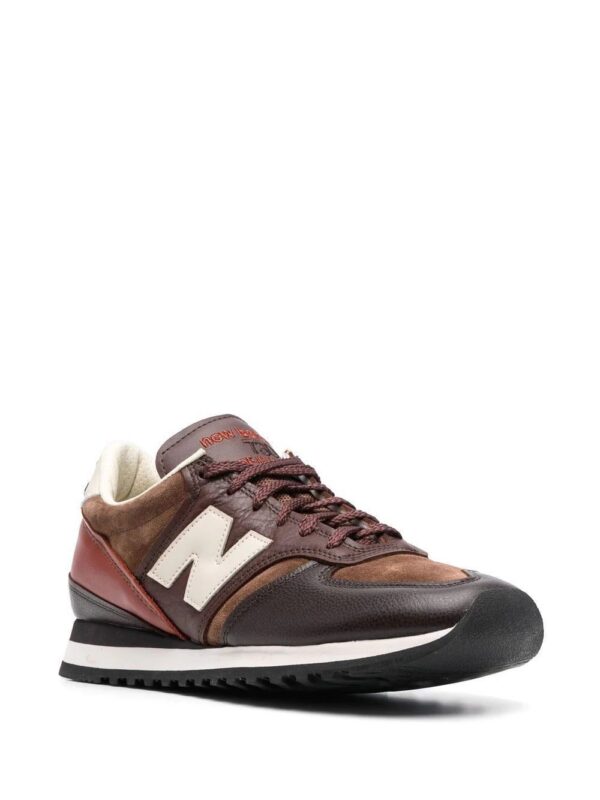 19658842_43953025_1000-1.jpg New Balance M730GBI low-top sneakers