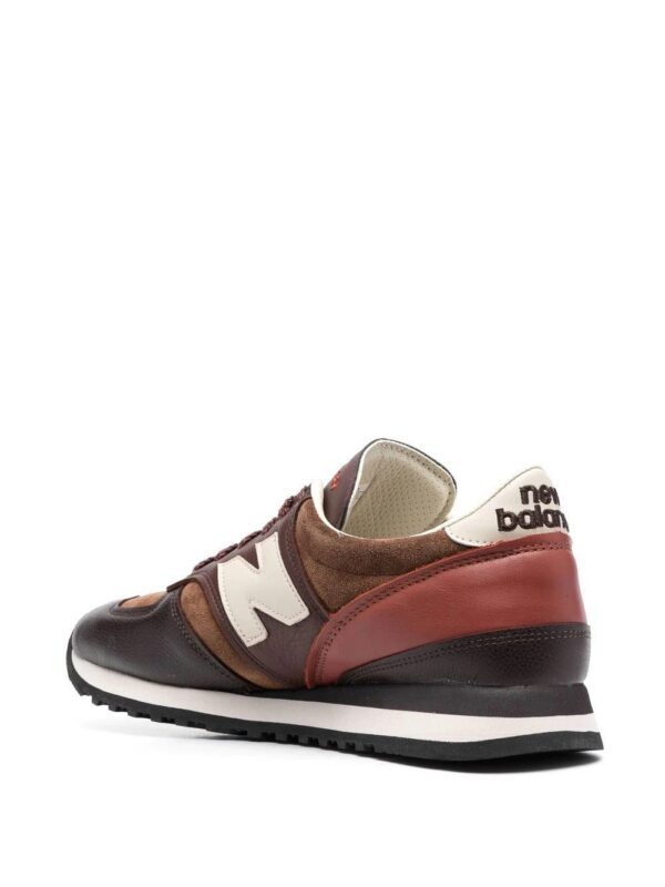 19658842_43953026_1000-1.jpg New Balance M730GBI low-top sneakers