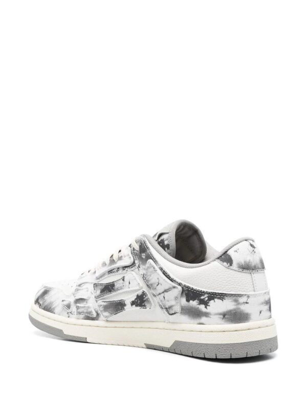 19665443_43978406_1000-1.jpg AMIRI abstract-print low-top sneakers