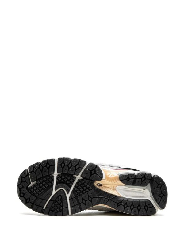 19694941_43940869_1000-1.jpg New Balance 1906R low-top sneakers