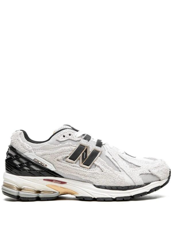 19694941_43940870_1000-1.jpg New Balance 1906R low-top sneakers