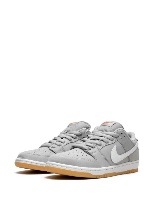 Nike  SB Dunk Low Pro Iso sneakers