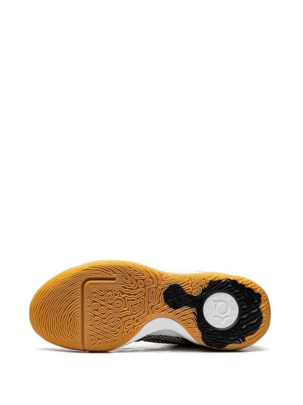 19767046_44206172_1000.jpg Nike KD Trey 5 IX low-top sneakers