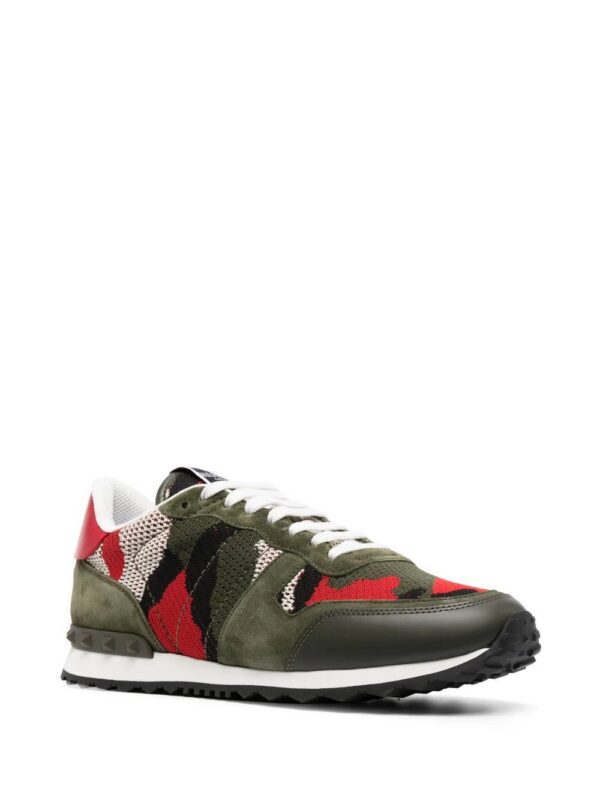 19948117_44906151_1000.jpg Valentino Garavani Camouflage Rockrunner low-top sneakers
