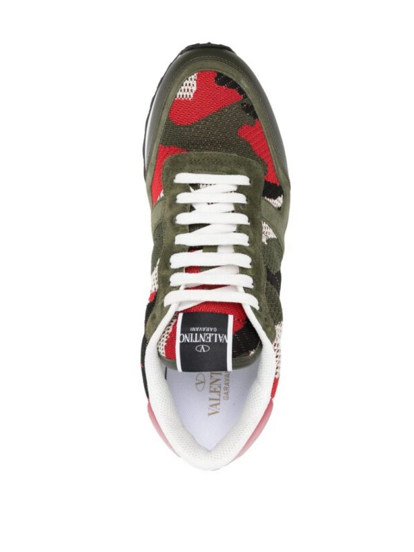 19948117_44906152_1000.jpg Valentino Garavani Camouflage Rockrunner low-top sneakers
