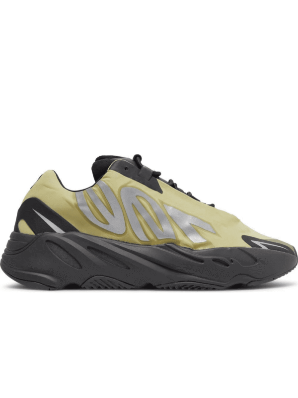 Yeezy Boost 700 MNVN 'Resin'