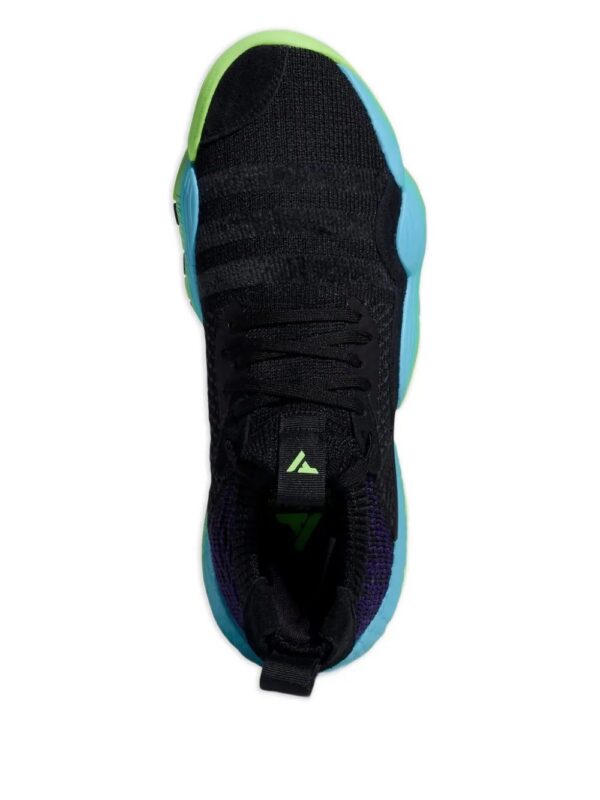 21684830_61291637_1000.jpg adidas Trae Young trainers