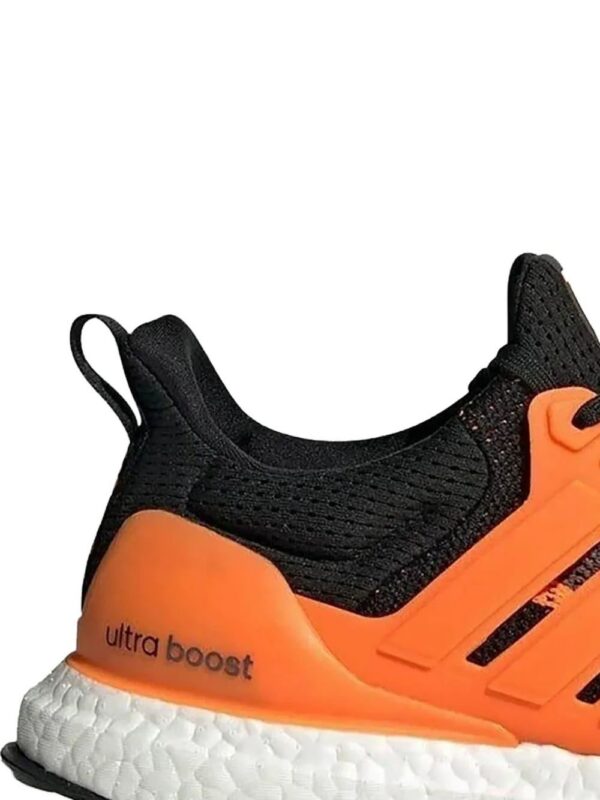 adidas  Ultraboost DNA trainers