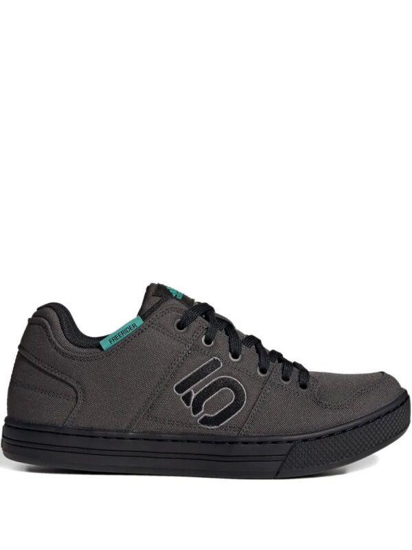 21842080_61144799_1000.jpg adidas Freerider Canvas trainers