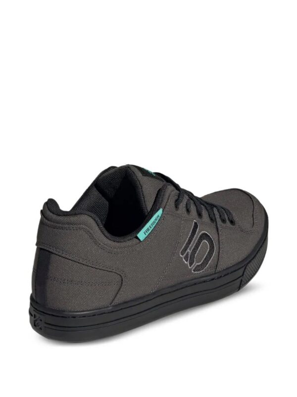21842080_61291006_1000.jpg adidas Freerider Canvas trainers