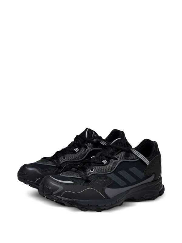 22437853_61275753_1000.jpg adidas Response Hoverturf sneakers