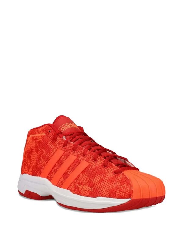 22439484_61151126_1000.jpg adidas Pro Model 2G sneakers