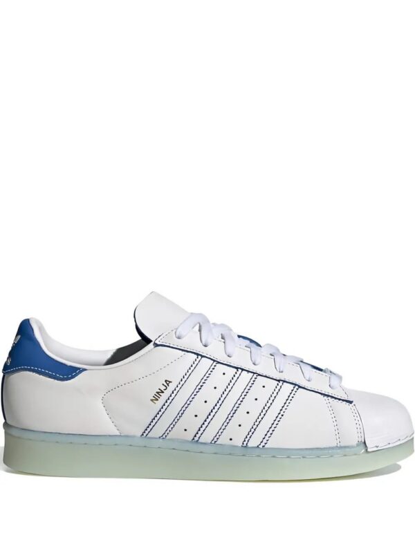 22439888_61151682_1000.jpg adidas Superstar sneakers