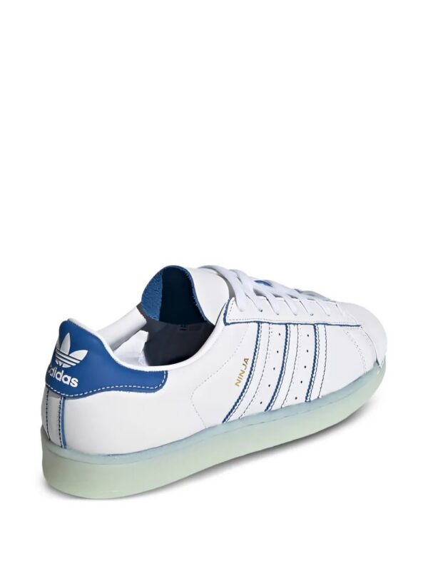 22439888_61292770_1000.jpg adidas Superstar sneakers