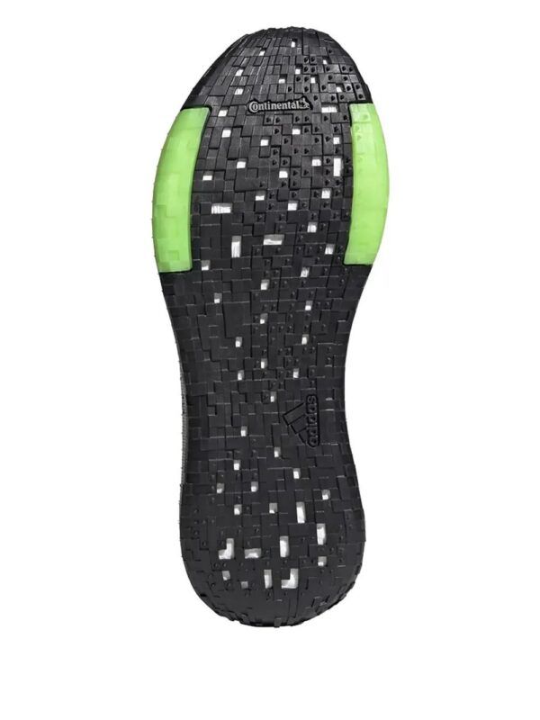 22439910_61138325_1000.jpg adidas Boost HD trainers