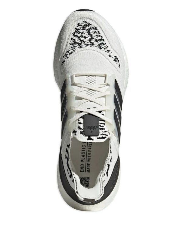 22440842_61291215_1000.jpg adidas Ultraboost 22 sneakers