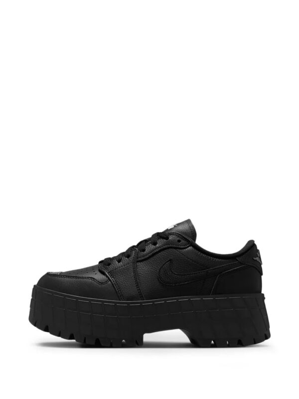 Jordan  Air Jordan 1 Brooklyn "Black/White/Metallic Black" sneakers