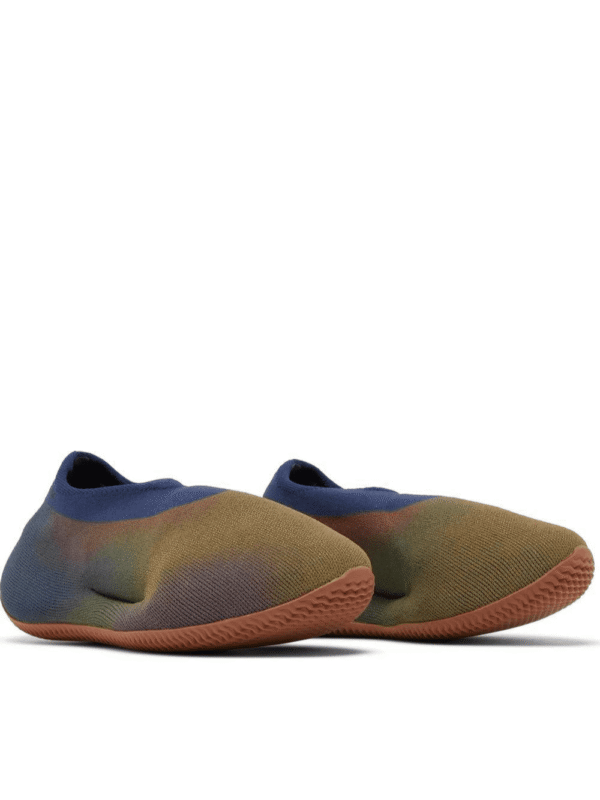 3_0f35aa17-28a7-4d5b-bcb0-9d545637fd96.png Yeezy Knit Runner 'Fade Indigo'