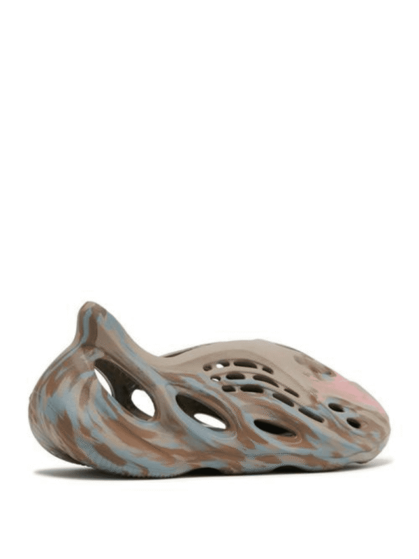 3_44569371-dbcc-4f13-9737-86022df855c0.png Yeezy Foam Runner 'MX Sand Grey'