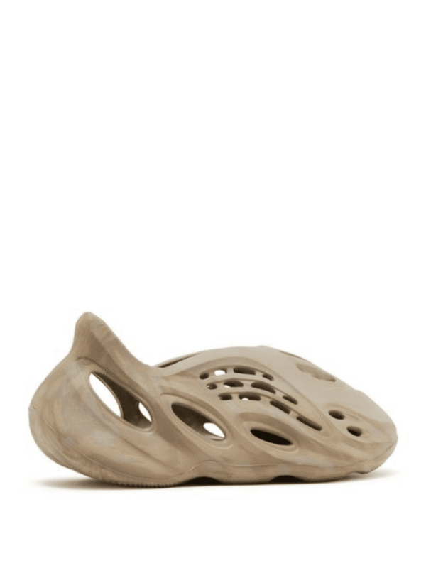 3_4827bef6-3b5d-40c0-8f52-53dee3cd66a5.png Yeezy Foam Runner 'Stone Sage'