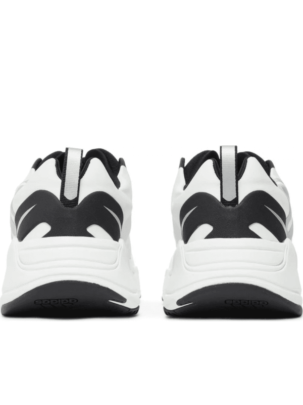 3_895a5b10-02ca-4516-ba2d-f40d0c938c3d.png Yeezy Boost 700 MNVN Laceless 'Analog'