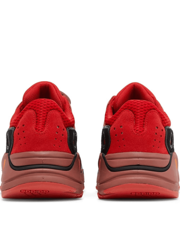 3_f2091abb-8f3d-4117-9480-51002833d0ae.png Yeezy Boost 700 'Hi-Res Red'