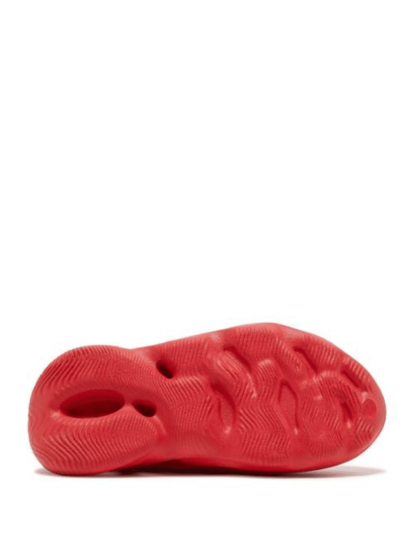 4_5acb1a41-78b3-4d33-9cec-94abc0304c60.png Yeezy Foam Runner Kids 'Vermilion'