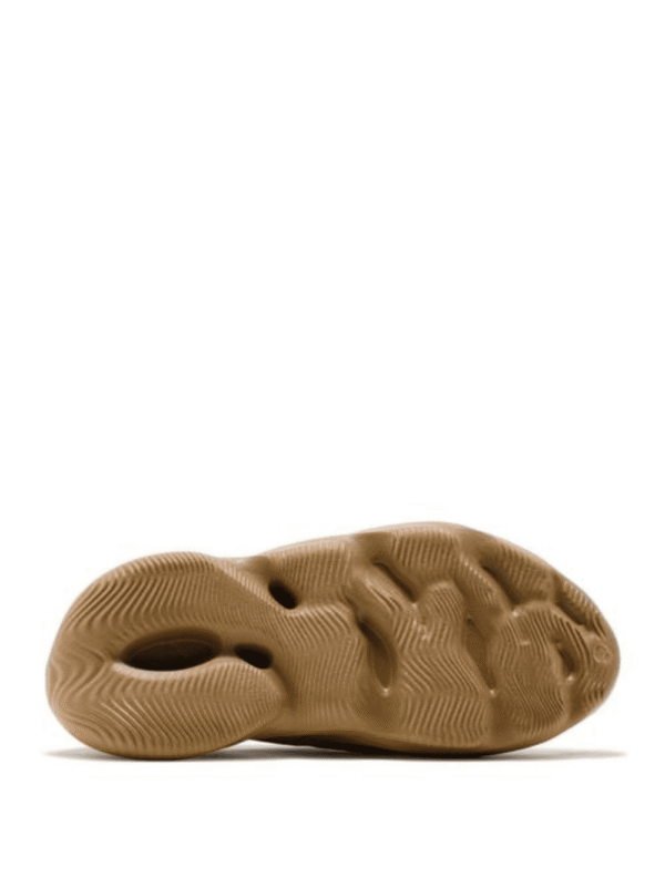 4_f31f87ed-e335-4544-98b5-a5b98d4eb5cd.png Yeezy Foam Runner 'Ochre'