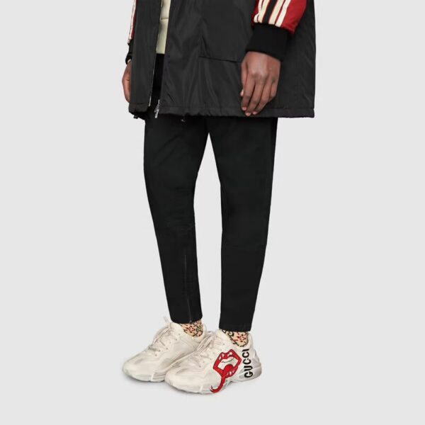 552089_A9L00_9522_008_100_0000_Light-Mens-Rhyton-sneaker-with-mouth-print-1.jpg Gucci Men's Rhyton sneaker with mouth print