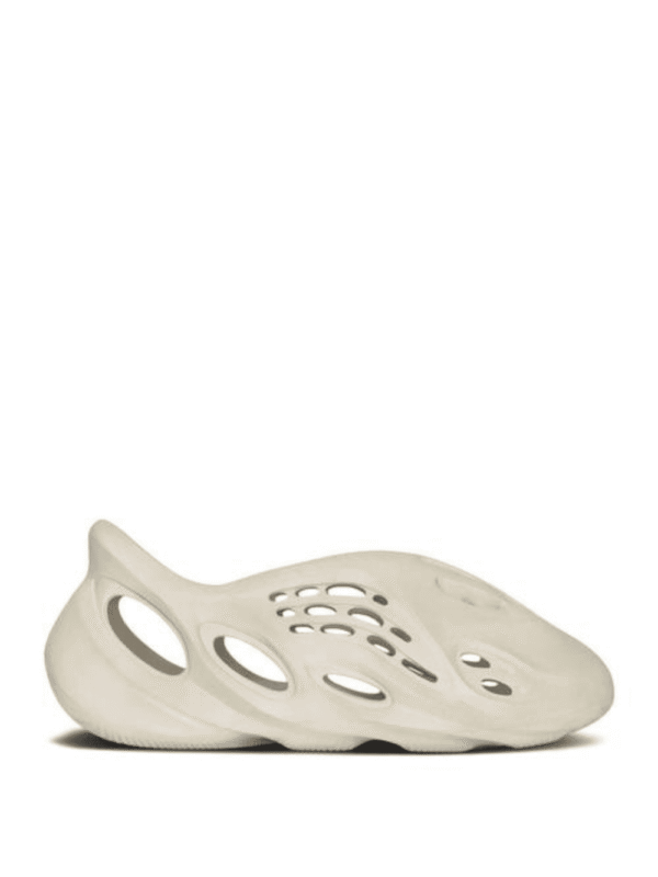 Untitleddesign_82c2f3b6-8754-4ca3-a6c2-4ad526a99753.png Yeezy Foam Runner 'Sand'