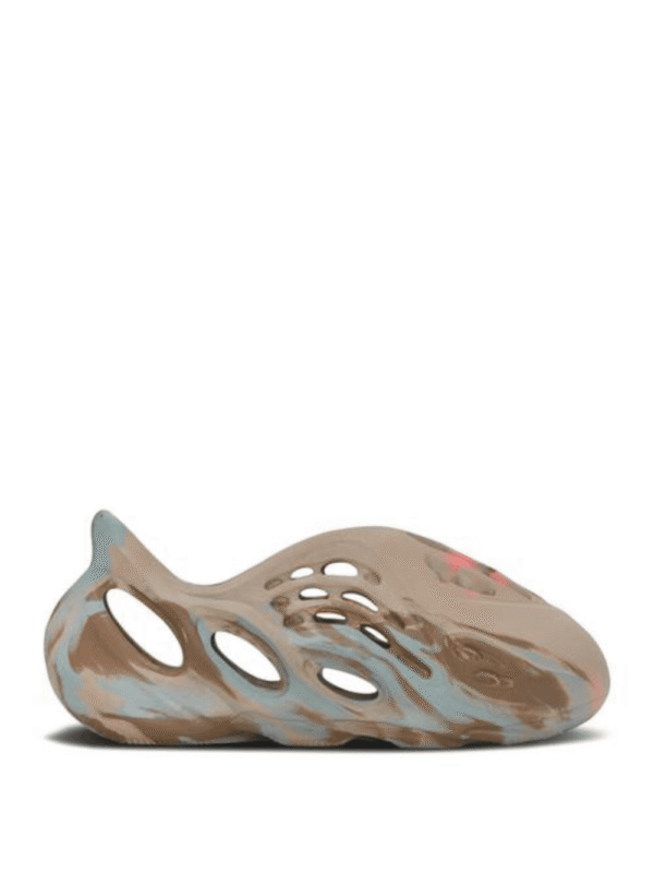 Untitleddesign_9f8abe79-57ae-47c2-a837-ea47549d6d5d.png Yeezy Foam Runner Kids 'MX Sand Grey'.