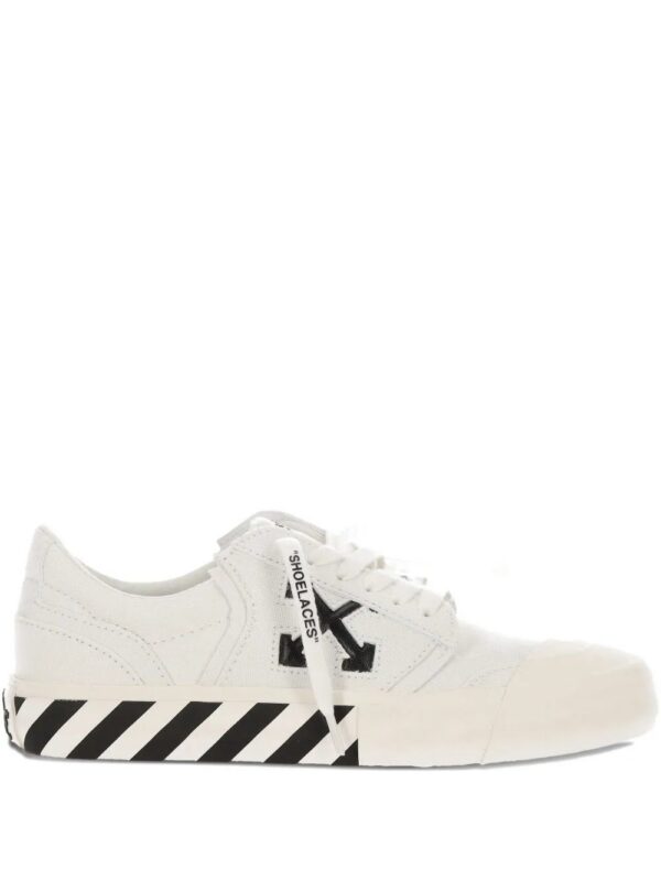 imgi_1_32263442_62136365_1000_616b6ba7-b850-4130-a435-8c0d3bfe1a99.jpg Off-White arrow-stripe sneakers
