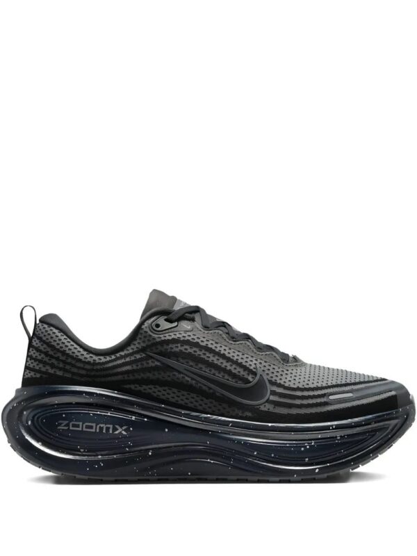 imgi_1_32286388_62291925_1000_bdf61dc7-43b6-43cc-98f9-a62b98532ad5.jpg Nike Vomero Plus sneakers