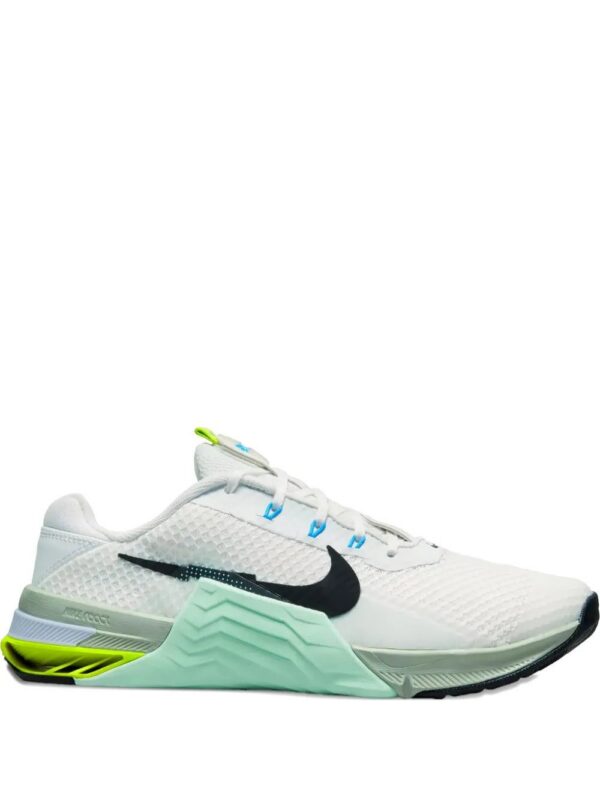 imgi_1_32422386_62500237_1000.jpg Nike Metcon 7 lace-up sneakers