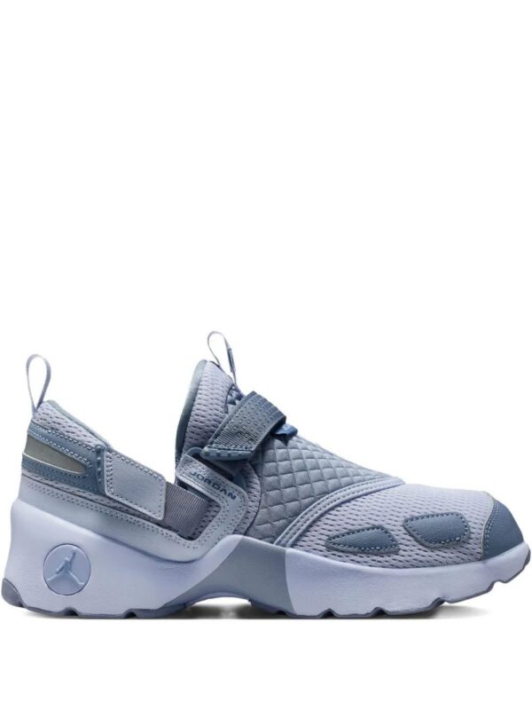 imgi_1_32637062_62935632_1000.jpg Jordan Jordan Trunner LX slip-on sneakers