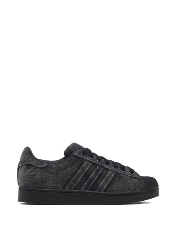 imgi_1_32729980_64082644_1000.jpg adidas striped sneakers