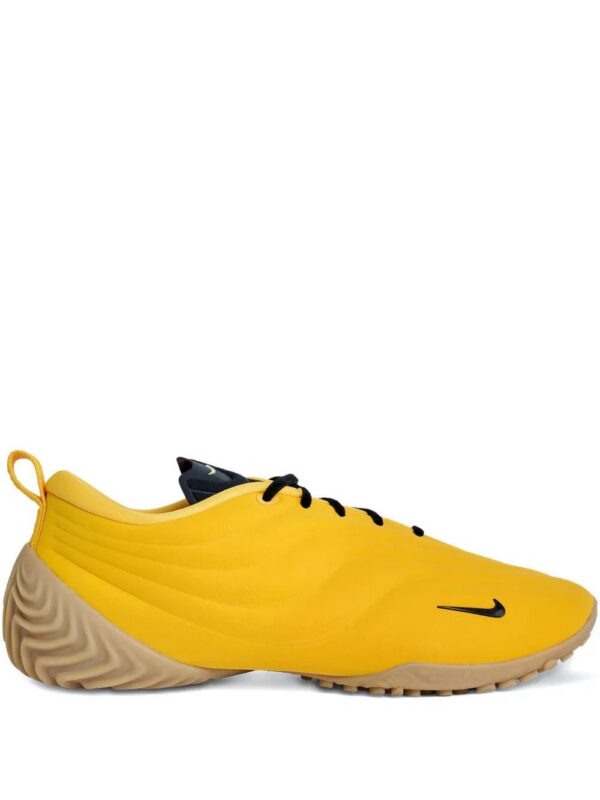 Nike  Astra Ultra wave-patterned sneakers