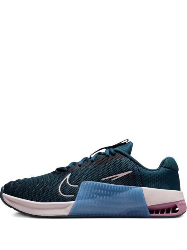 Nike  Metcon 9 logo sneakers