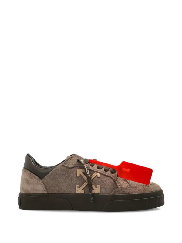 imgi_1_33211292_64057199_1000.jpg Off-White Low Vulcanized sneakers