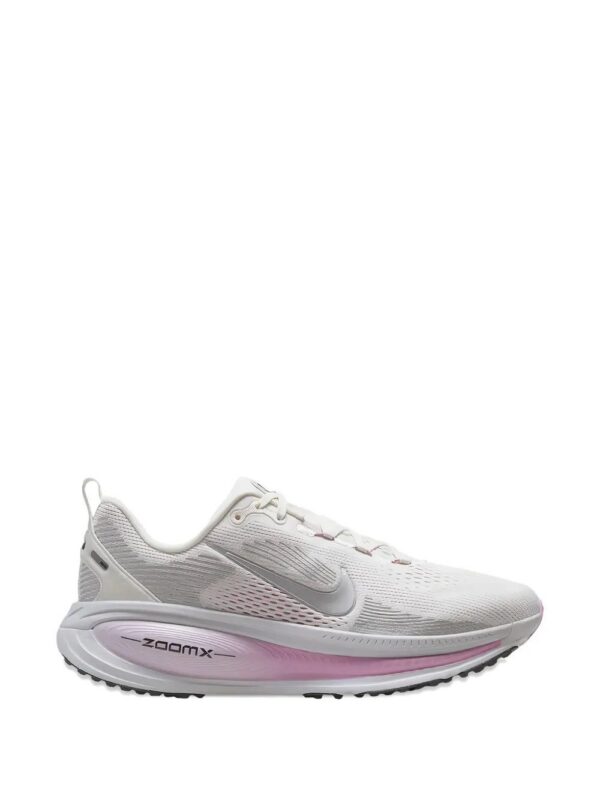 imgi_1_33367966_64137442_1000.jpg Nike Vomero 18 logo-detail sneakers